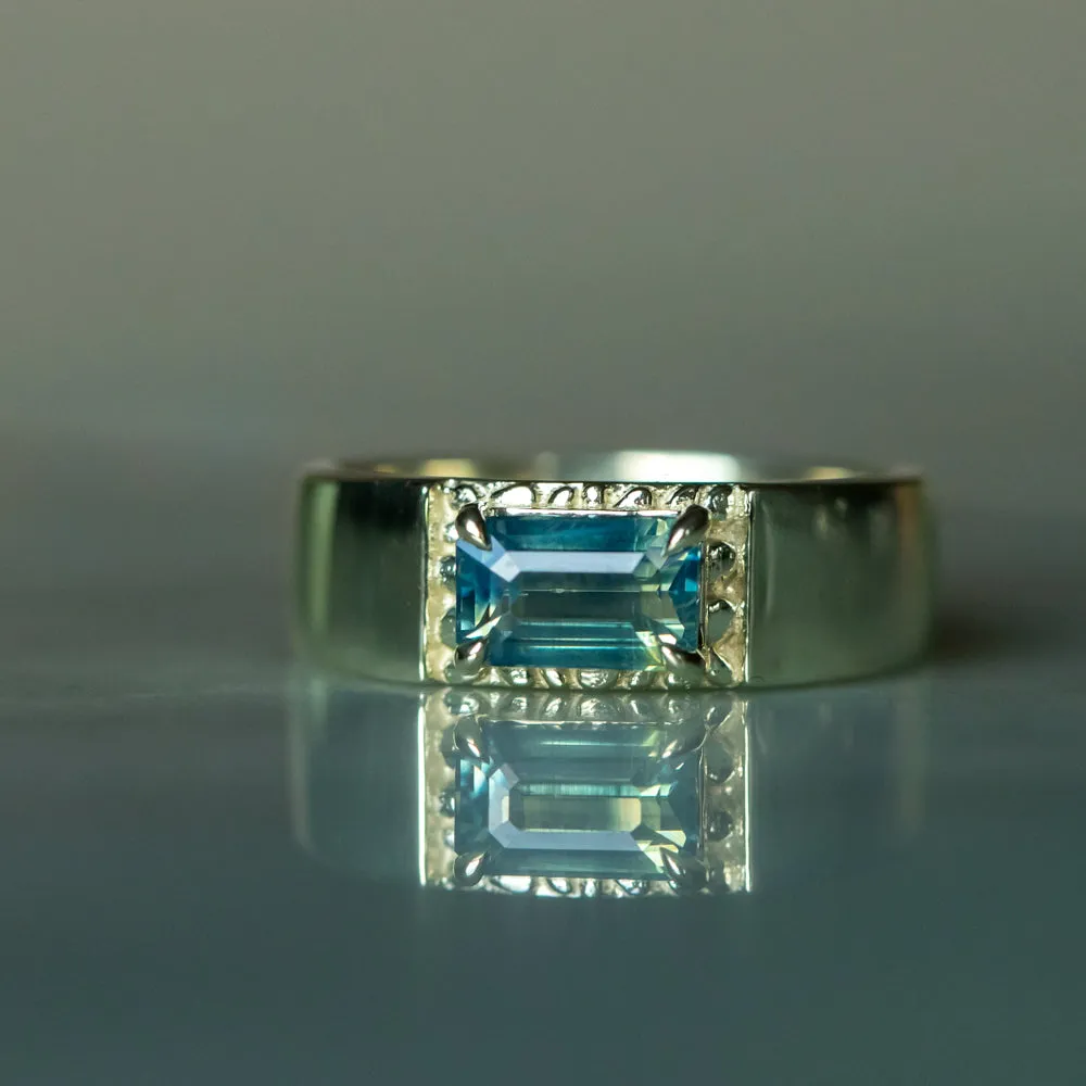 2.05ct Parti Teal Emerald Cut Sapphire Ravine Band Unisex in 14k Green Gold