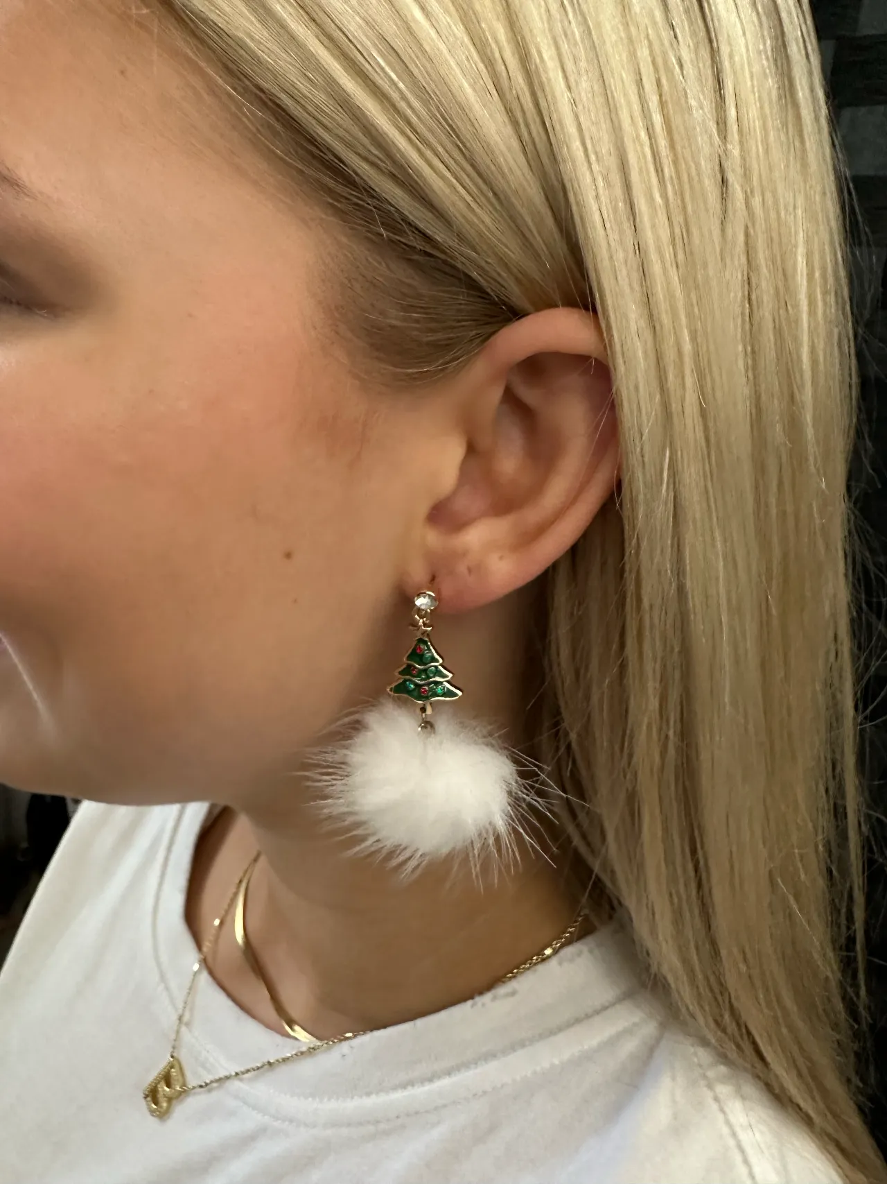 Christmas theme tree pom-pom earring