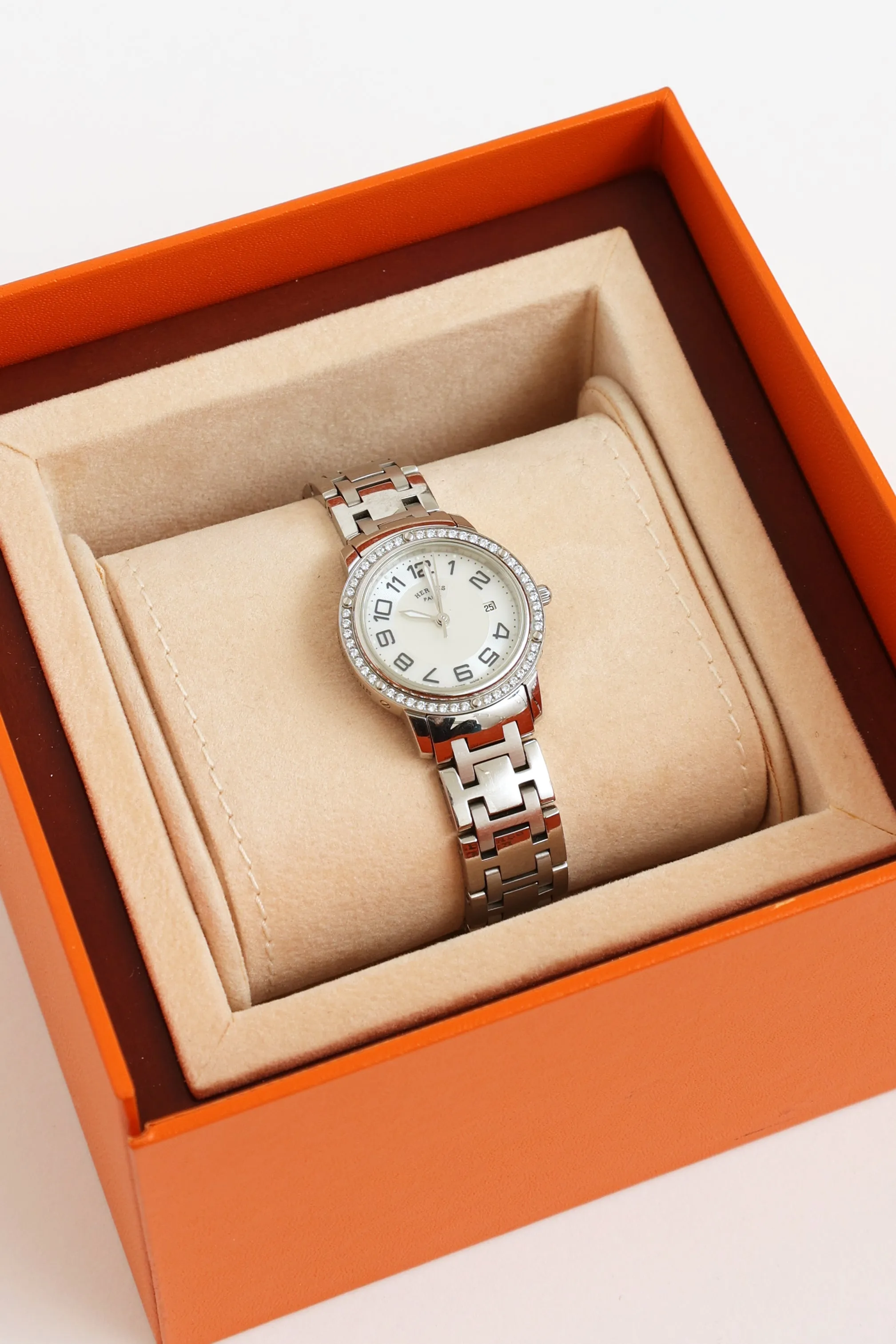 Clipper Nacre Bezel Diamond Watch