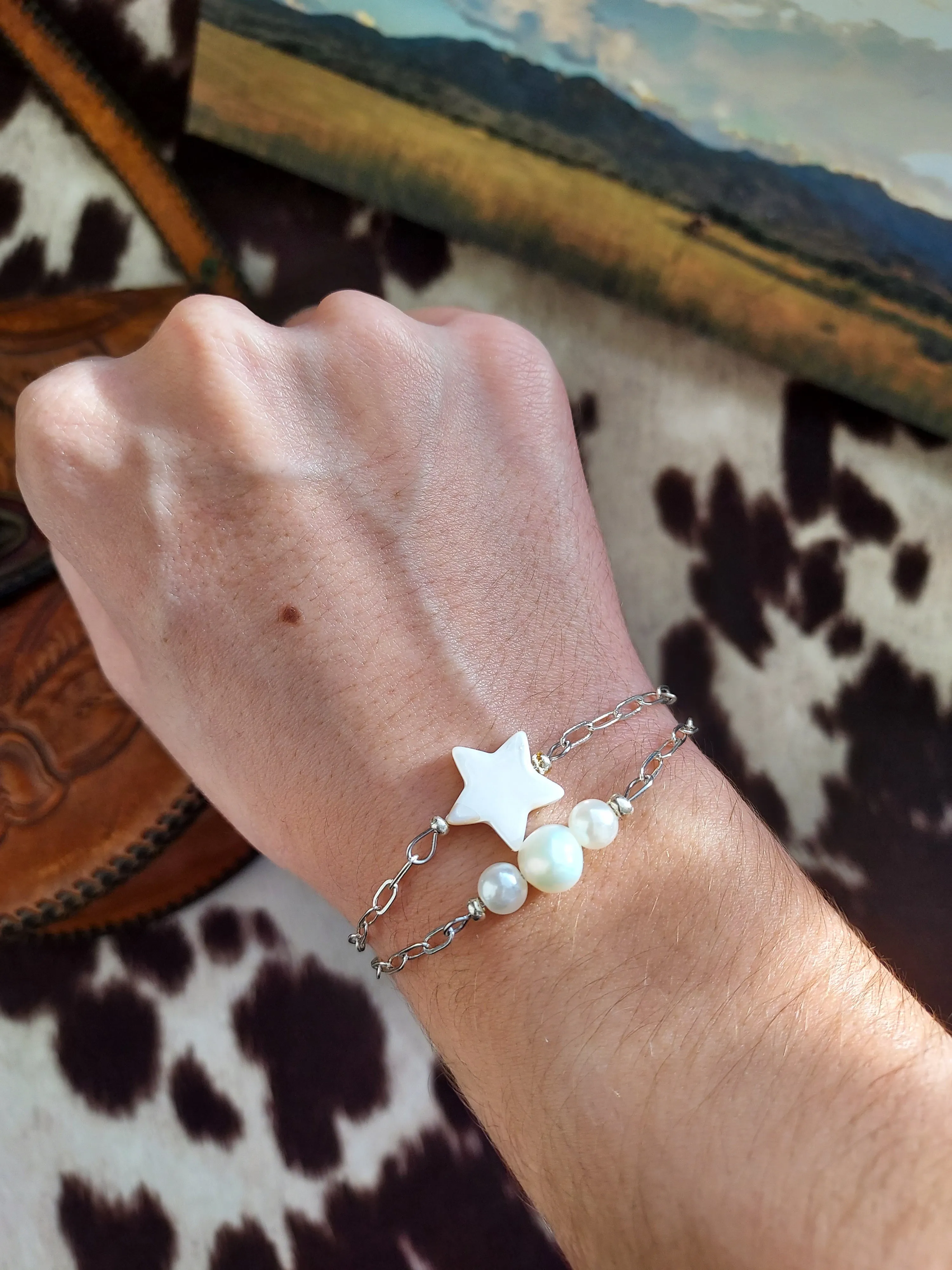 Dainty Pearly star chained bracelet