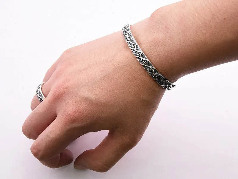 Diamond Grid Bangle