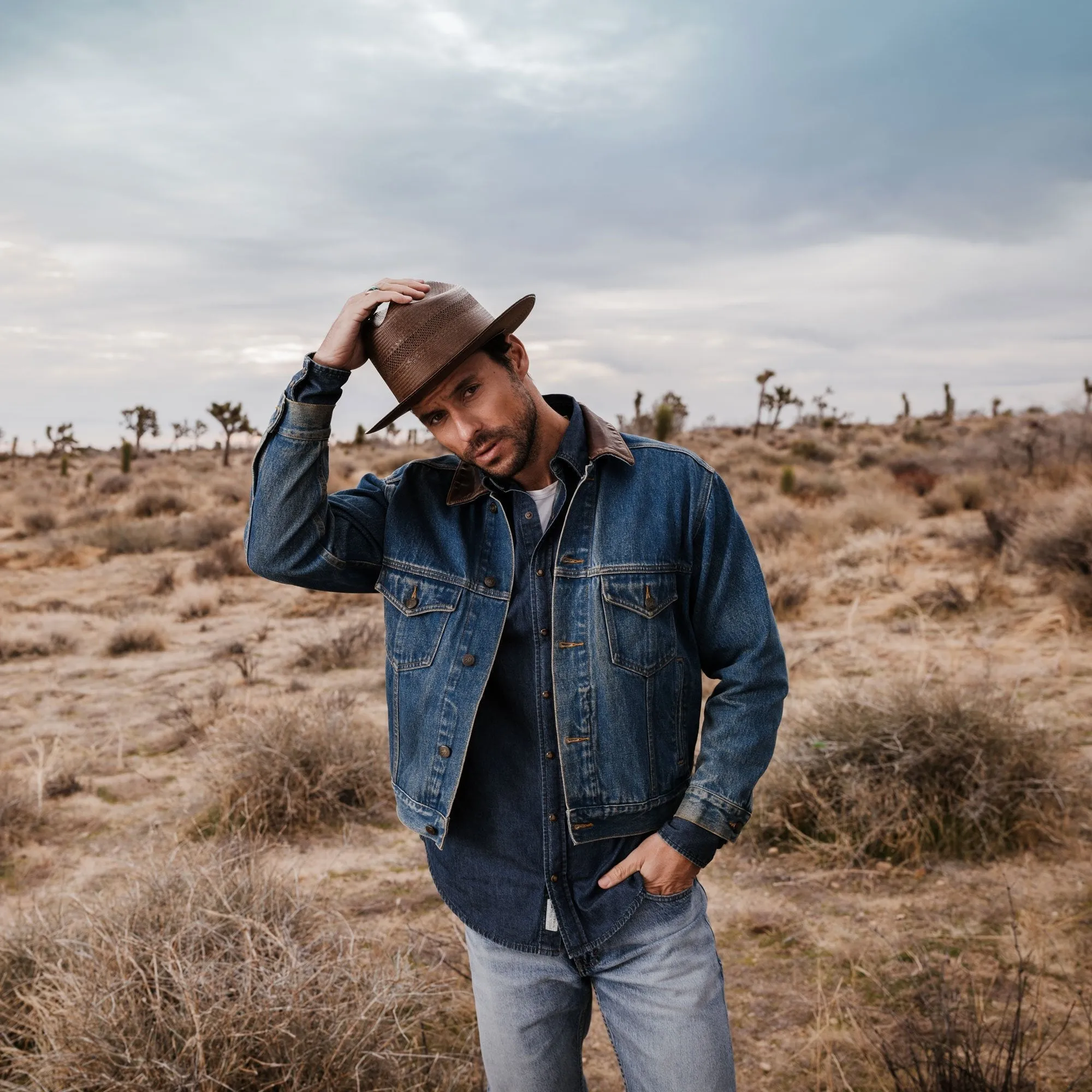 Distinguished Vented Straw Cowboy Hat