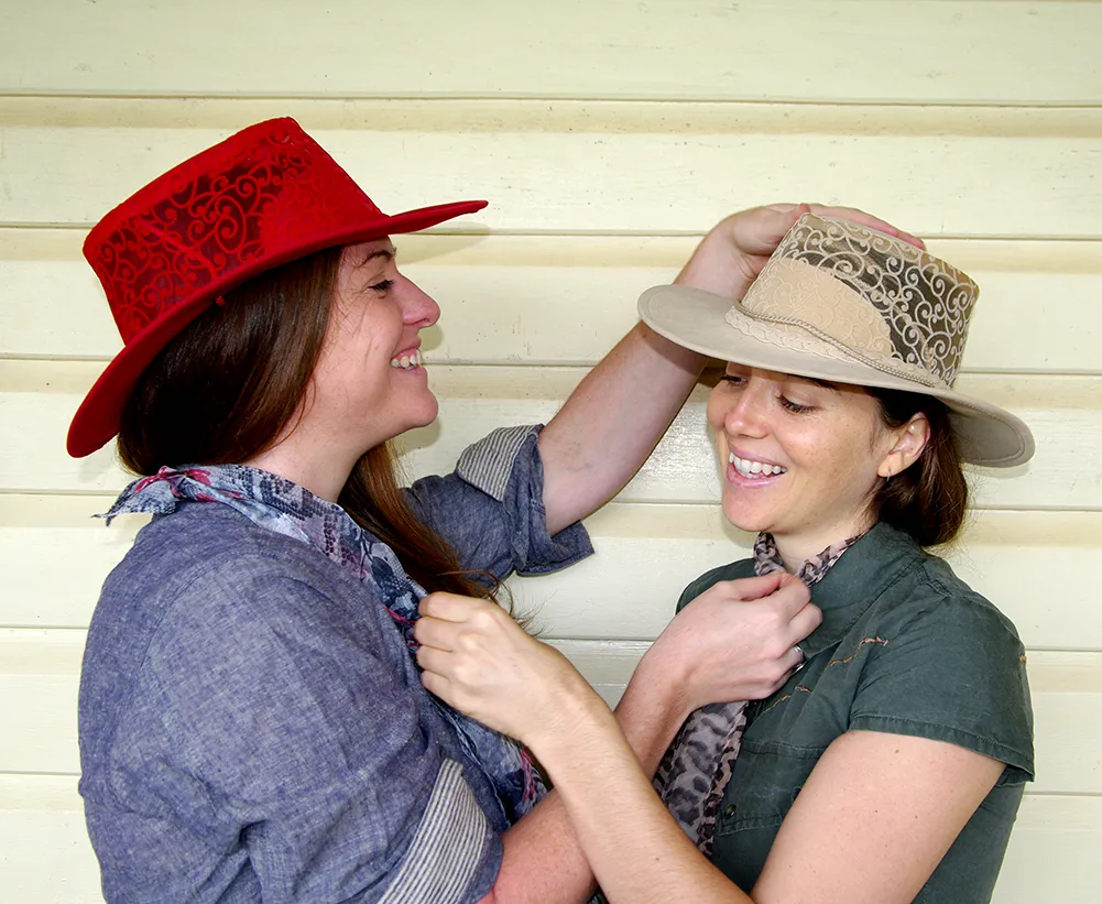 Florentine Soaka & Mesh Hat in Red