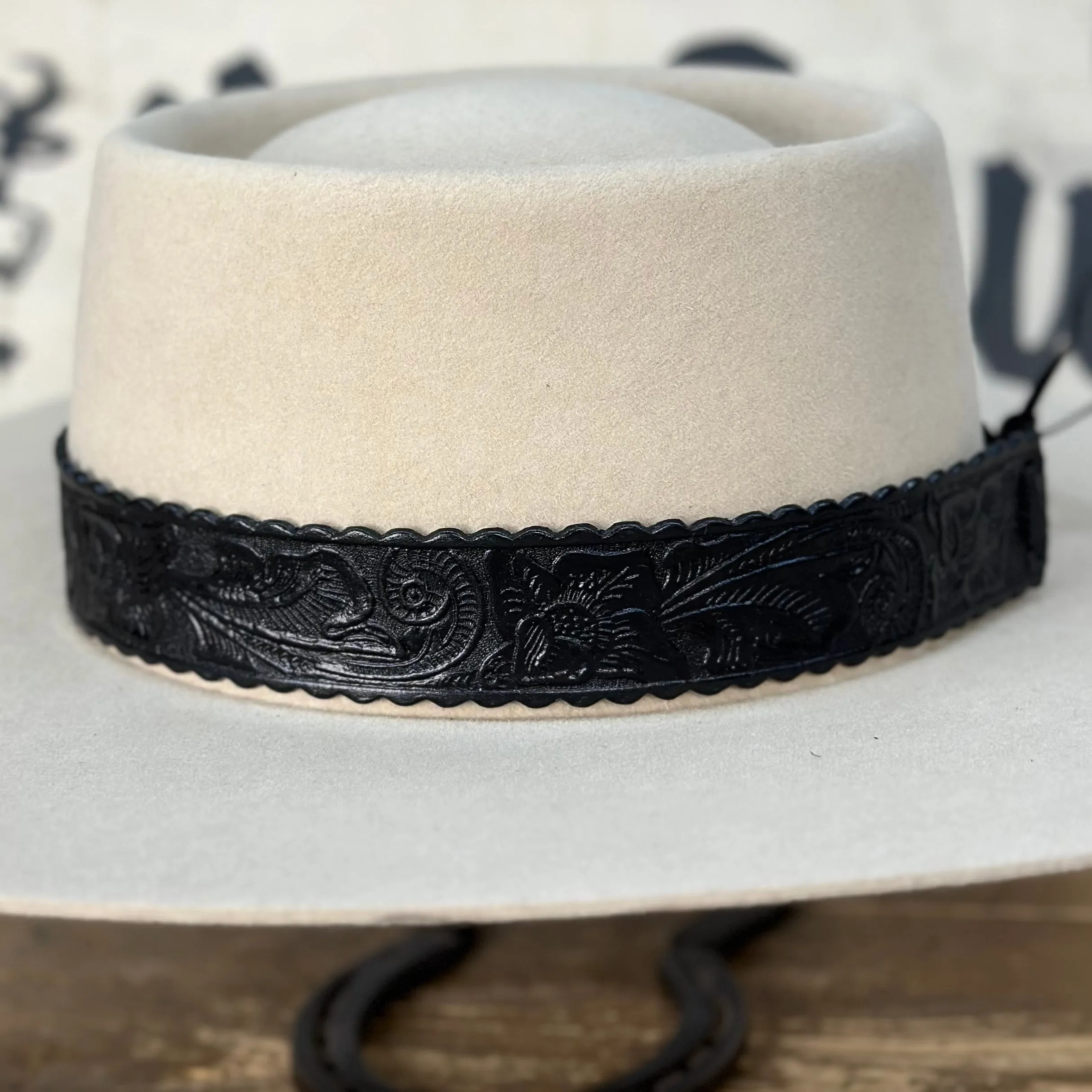 Hatband HB75-BK | 1 1/4" Leather Carved Black