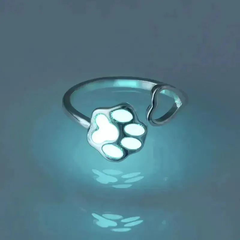 Luminous Cat Claw Ring