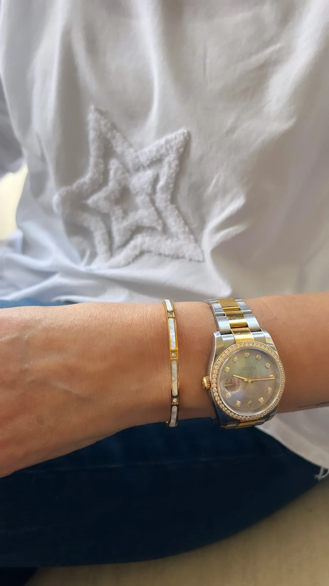 Maria Gold Bangle With Mother Of Pearl