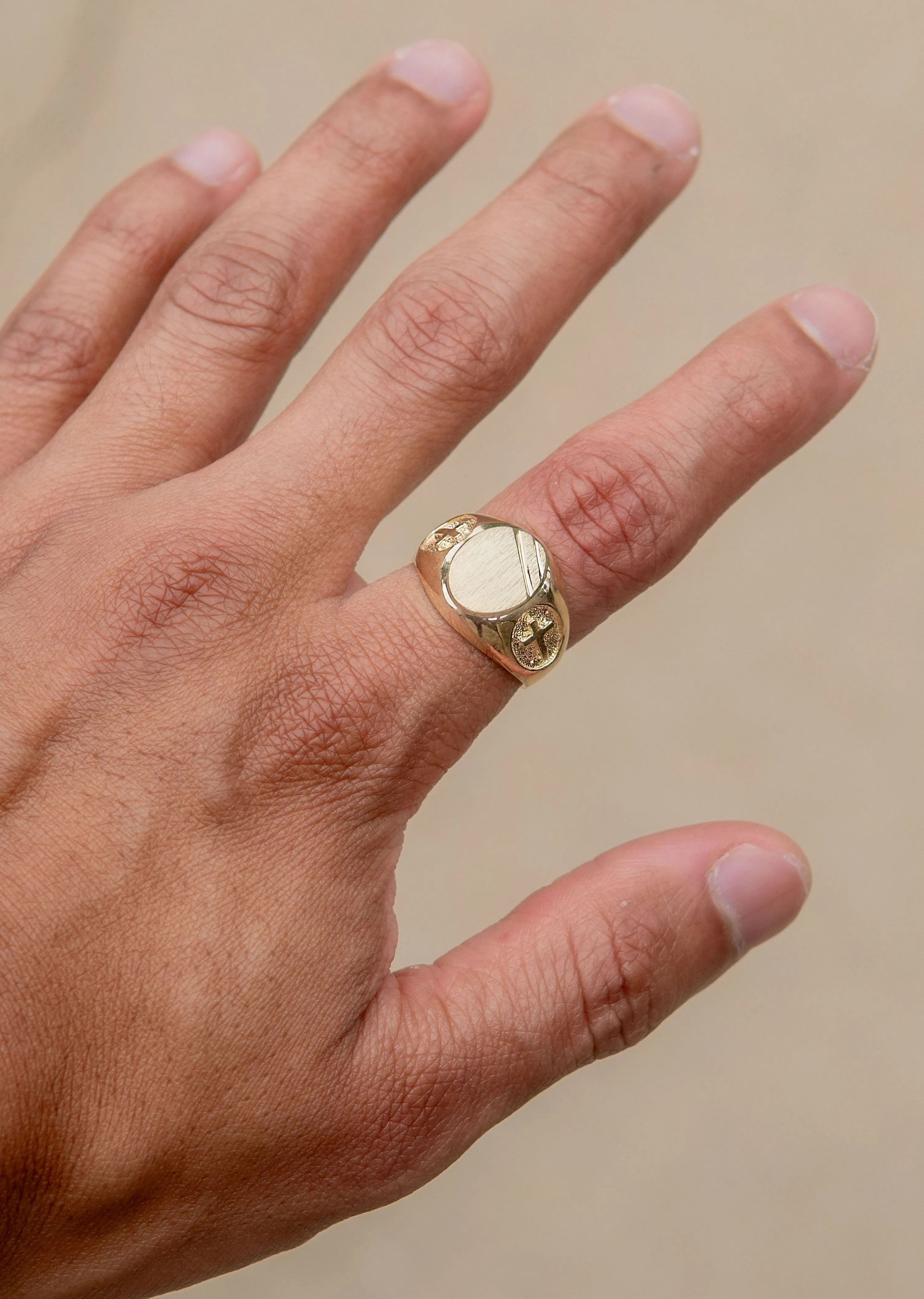 Mens Virgin Mary Signet Ring - 10K Gold | 4 Grams