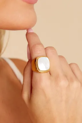 Mother Of Pearl Gold Ring