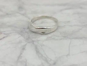 Narrow Knot Ring