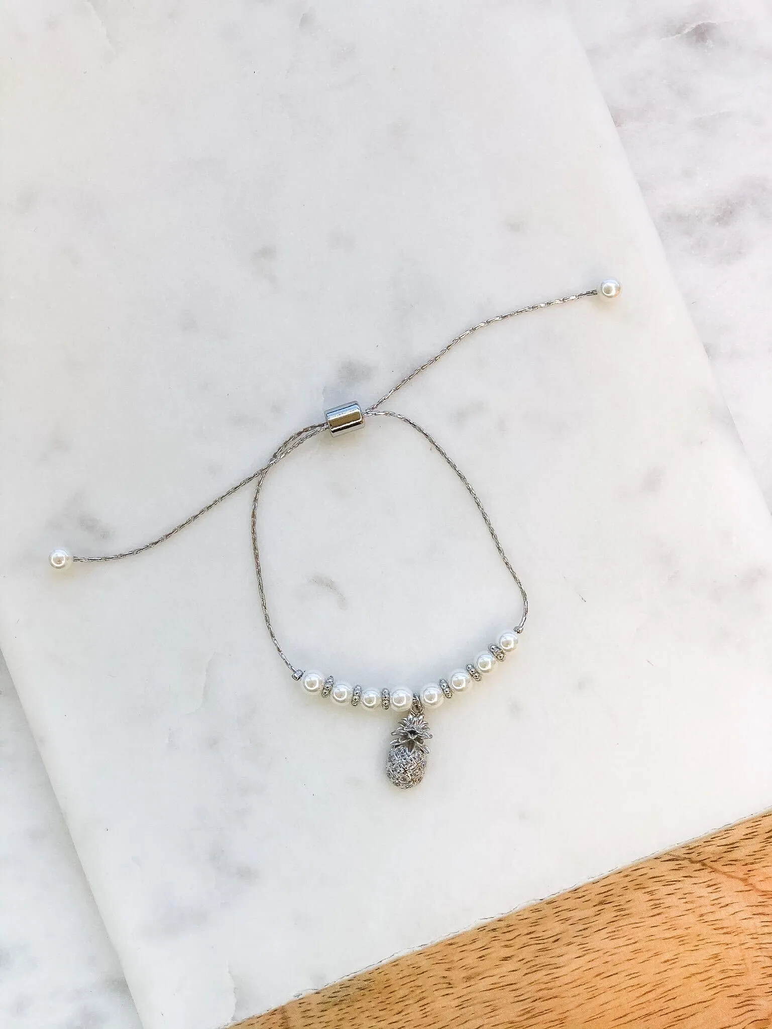 Pineapple Of My Eye Pearl Pull Bracelet - Silver