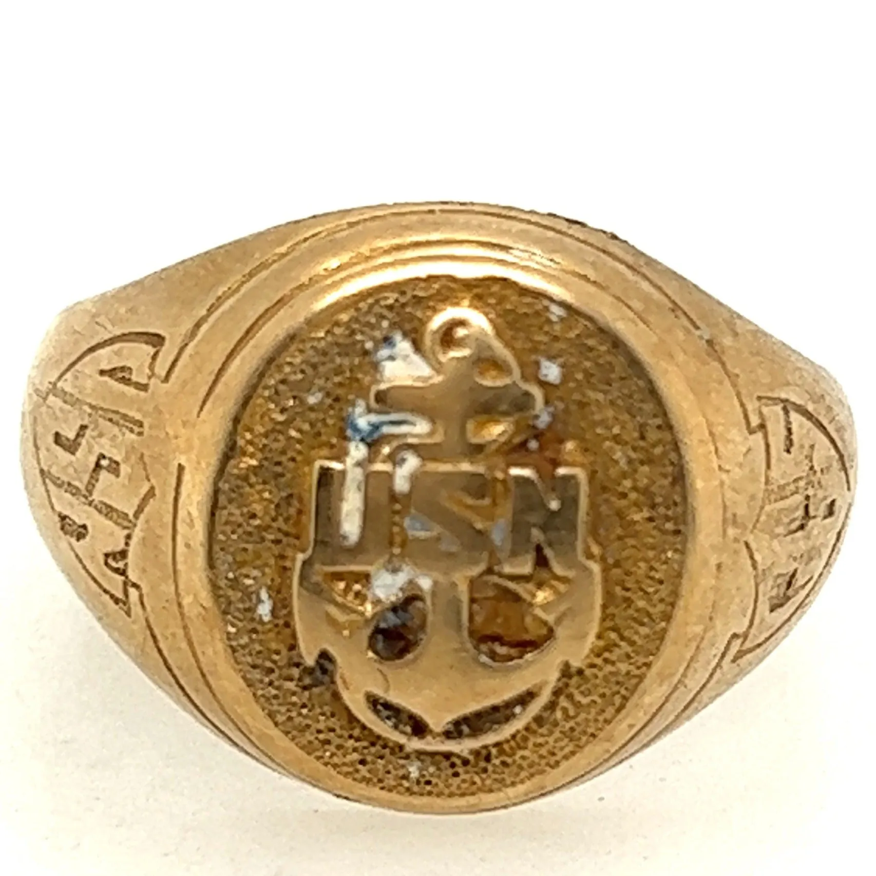 "Valentine's Valor: 10K Gold USN Anchor Signet Ring"