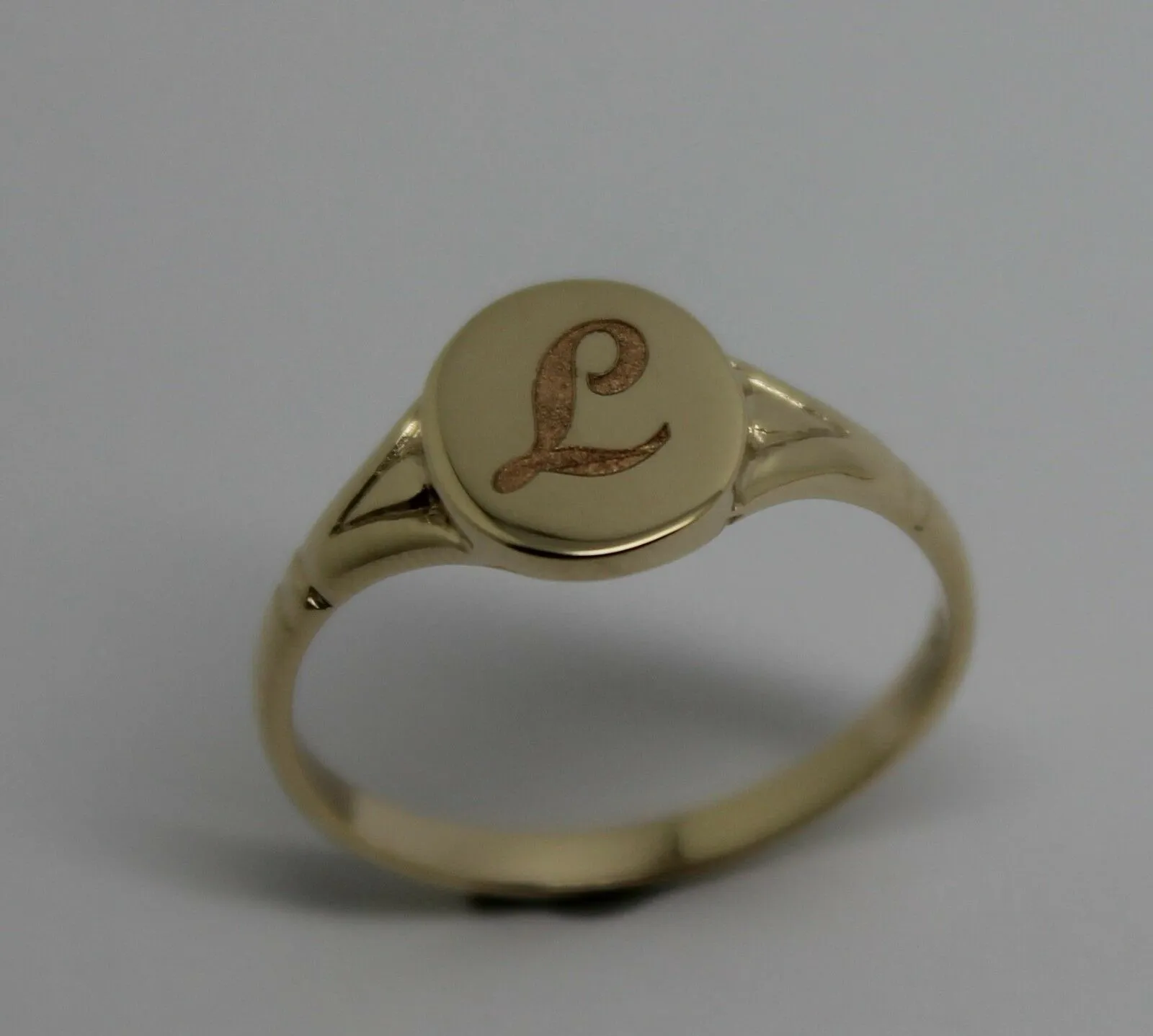 Size K 1/2 Genuine Solid New 9ct Yellow, Rose or White Gold Oval Signet Ring Engraved With One Initial