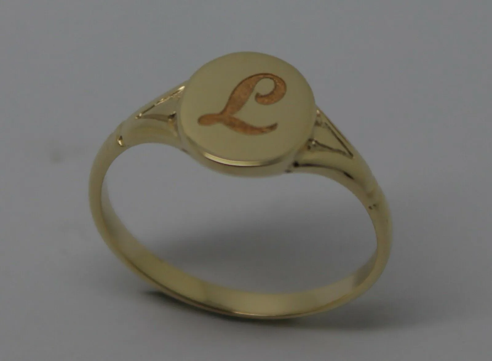 Size K 1/2 Genuine Solid New 9ct Yellow, Rose or White Gold Oval Signet Ring Engraved With One Initial