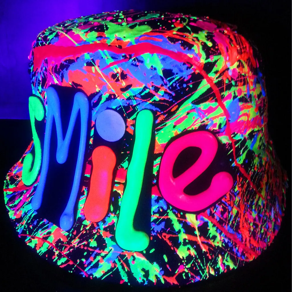 SMILE RAVE HAT BLACK MULTI