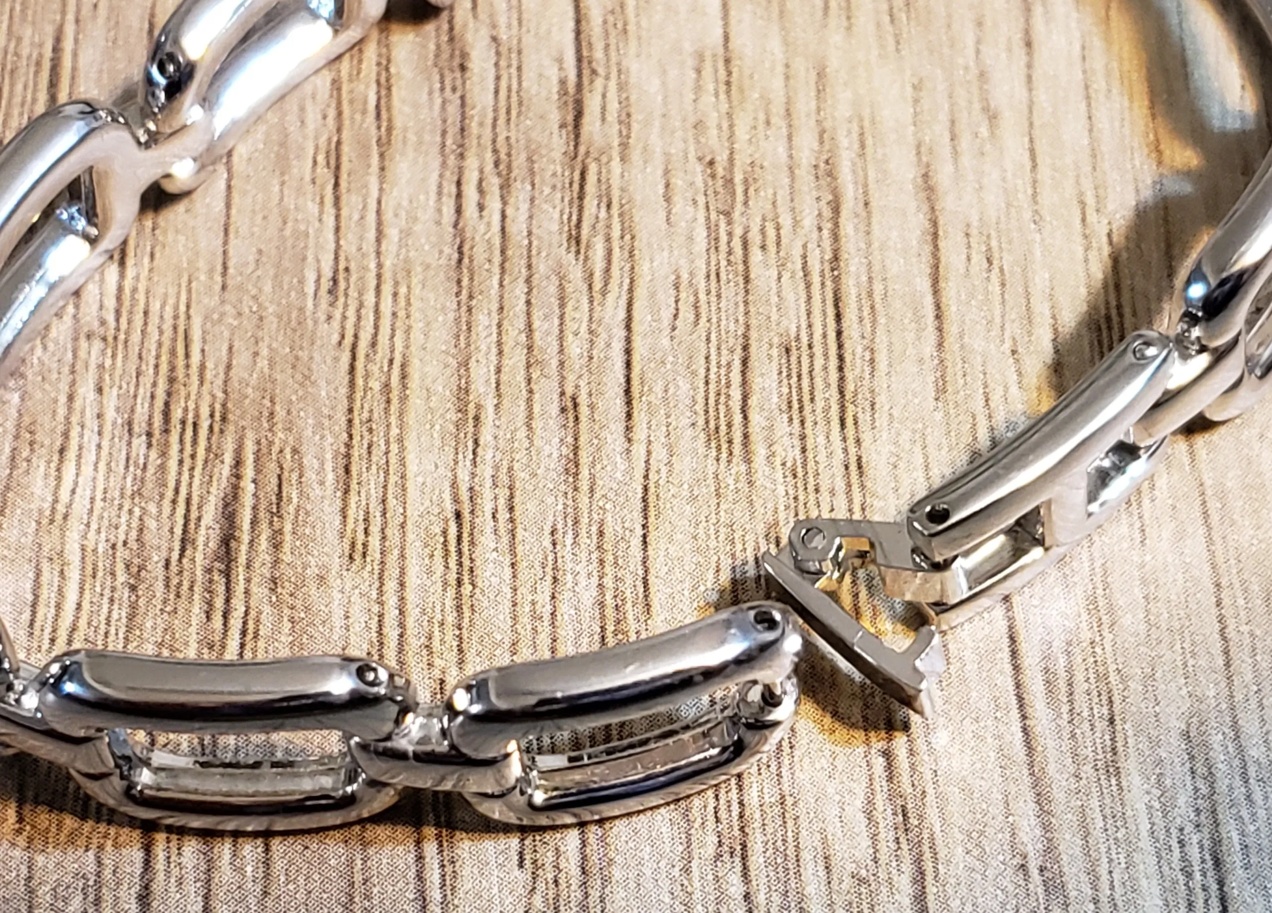 Stainless Steel Chain Bracelet 7.25" with Snap Lock Clasp.