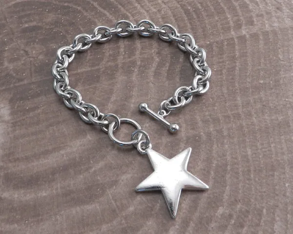 Teardrop Toggle Bracelet with Star