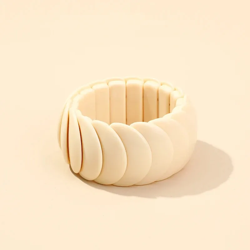 TEEK - Vintage Acrylic Wide Disc Bracelets Bangle