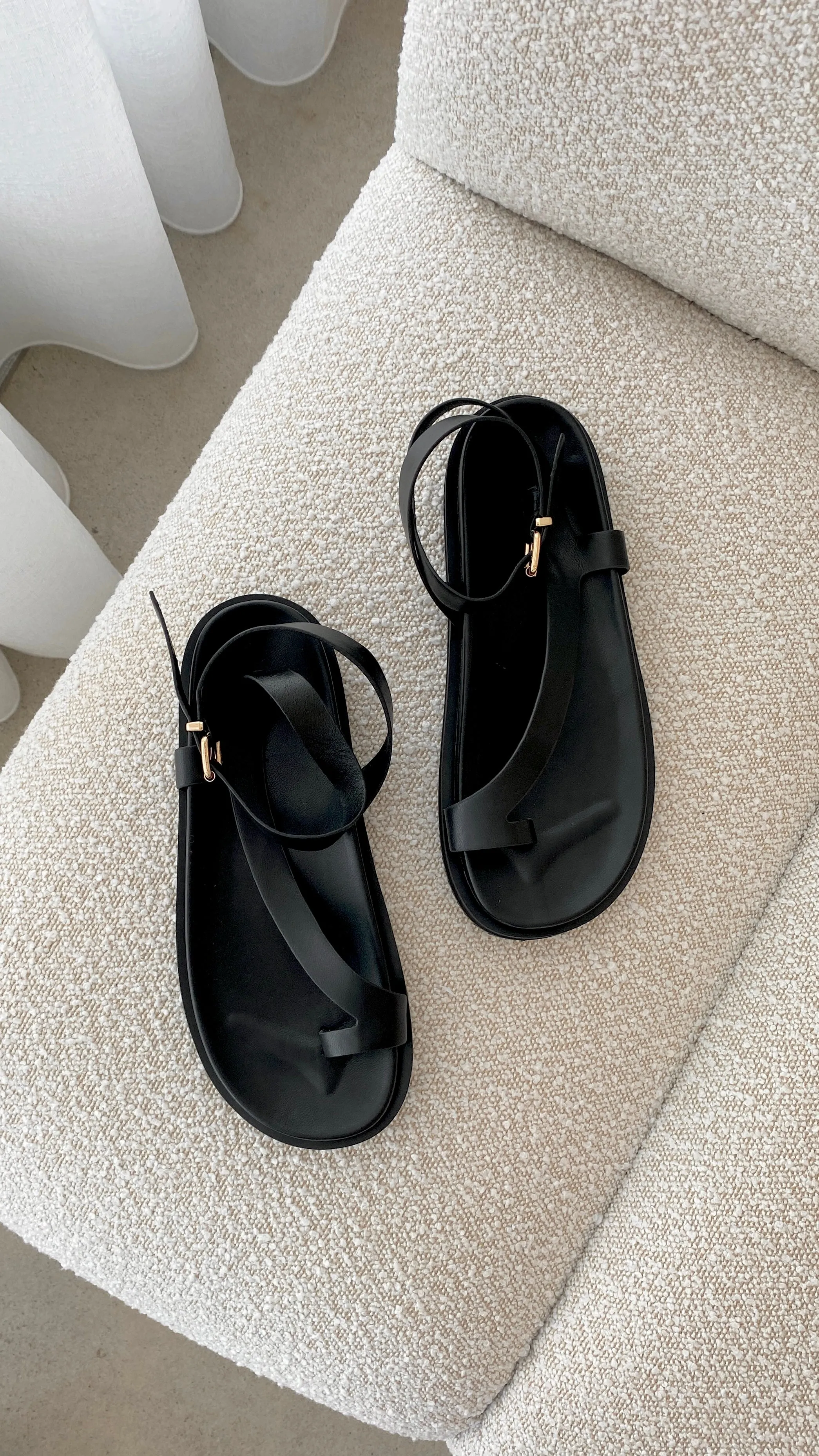 Temperance Sandal - Black