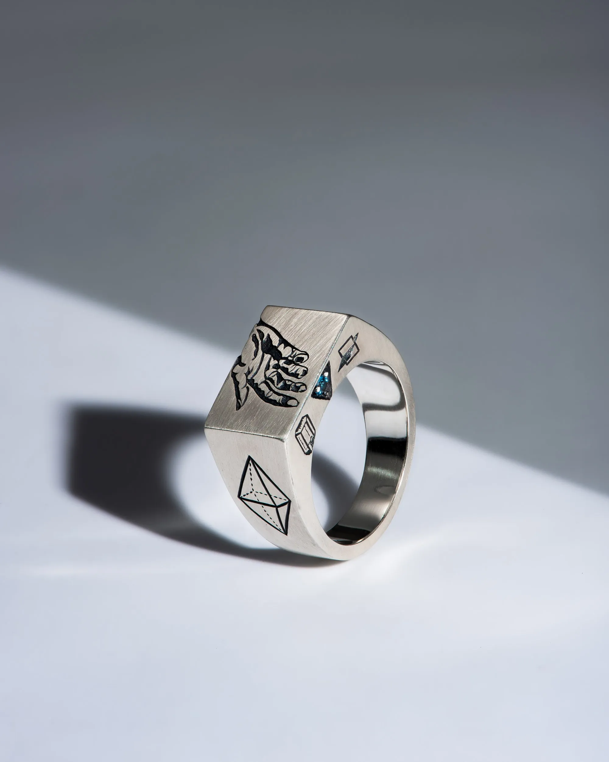 Touch - 5 Senses Signet Ring