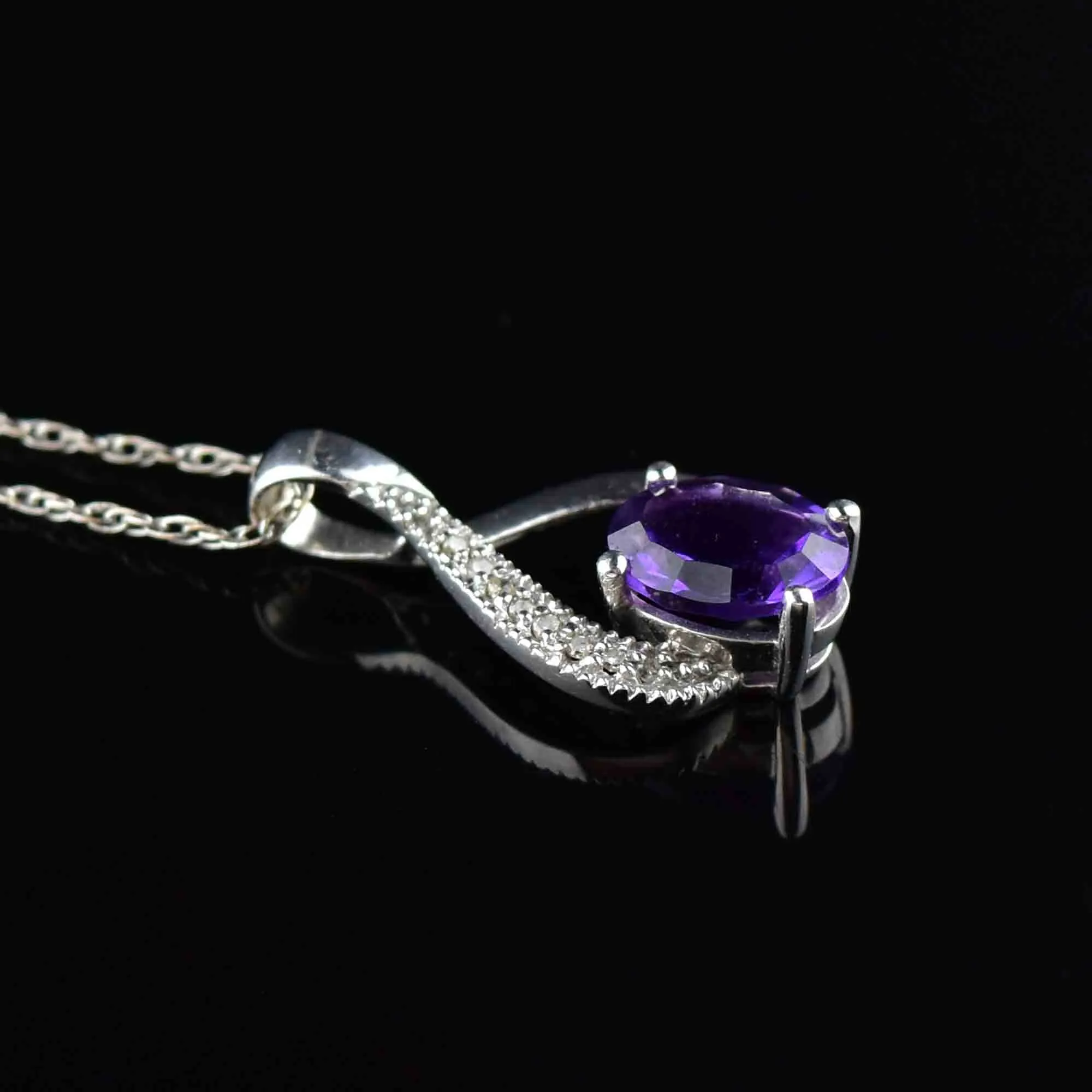 Vintage 10K White Gold Amethyst Diamond Pendant Necklace