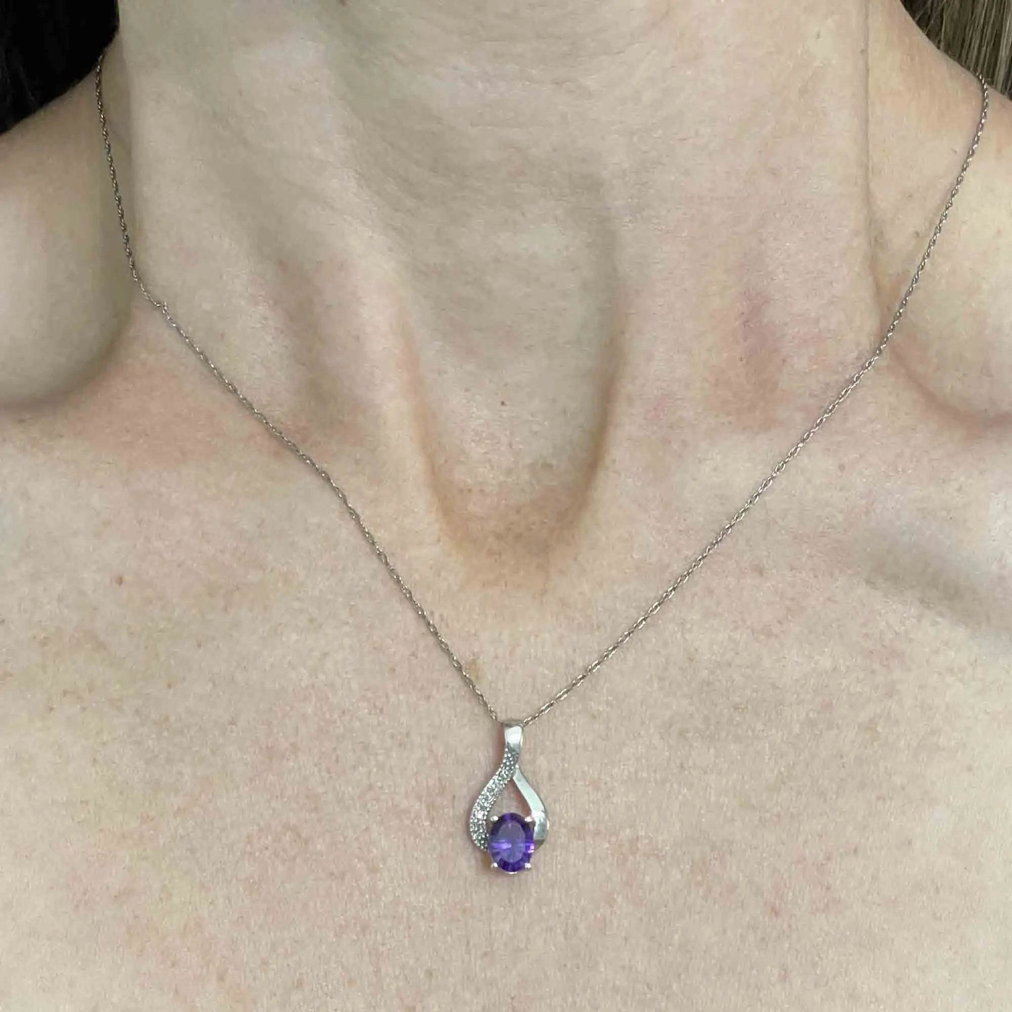 Vintage 10K White Gold Amethyst Diamond Pendant Necklace