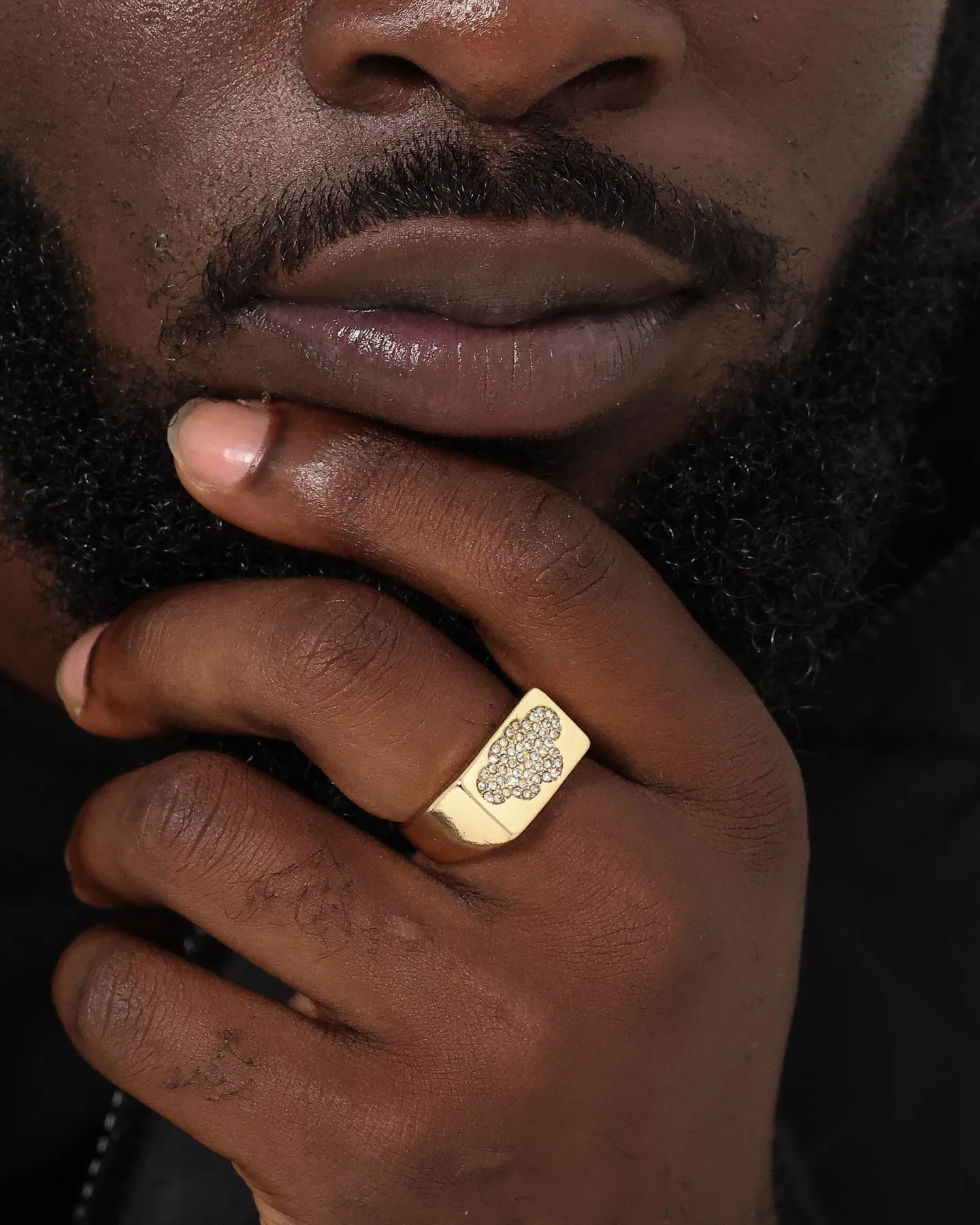 Wild For The Weekend Cloud Crystal Signet Ring (Medium) Gold